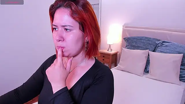 zoes milee online show from January 2025 11:33:02 AM