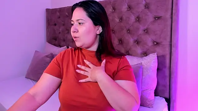 zoes milee online show from October 2025 11:21:01 AM