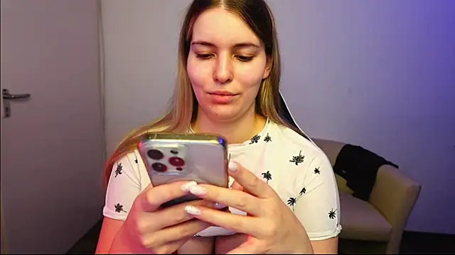 ShyHotNerd online show from October 2025 12:20:02 AM