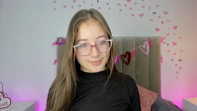 Dahlia Rousse online show from March 2025 11:22:01 PM