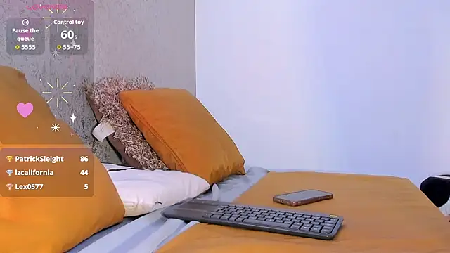 Luxury Woman online show from February 2026 06:40:02 AM