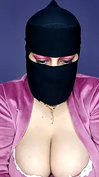 Snapshot of shosho500500 chatting on January 2026 10:03:01 PM shosho500500 online show from January 2026 10:03:01 PM