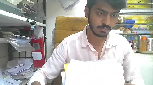 Snapshot of cute_modell chatting on February 2025 09:56:01 AM cute modell online show from February 2025 09:56:01 AM