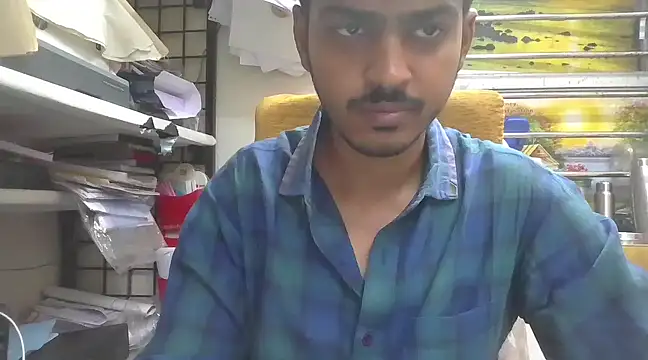 Snapshot of cute_modell chatting on March 2025 12:23:01 PM cute modell online show from March 2025 12:23:01 PM