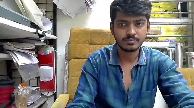 Snapshot of cute_modell chatting on March 2025 12:45:01 PM cute modell online show from March 2025 12:45:01 PM