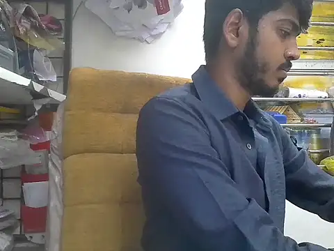 Snapshot of cute_modell chatting on March 2026 12:45:02 PM cute modell online show from March 2026 12:45:02 PM