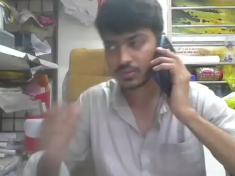 Snapshot of cute_modell chatting on March 2026 12:33:01 PM cute modell online show from March 2026 12:33:01 PM