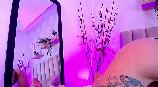 coral jonesss online show from February 2025 01:09:02 PM