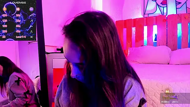 coral jonesss online show from October 2025 02:51:01 PM