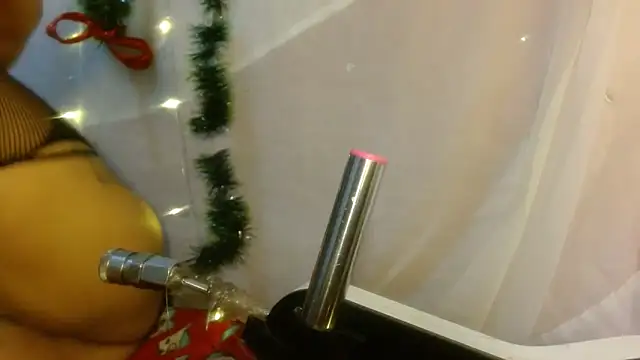 kattislut77 online show from December 2025 01:16:01 PM