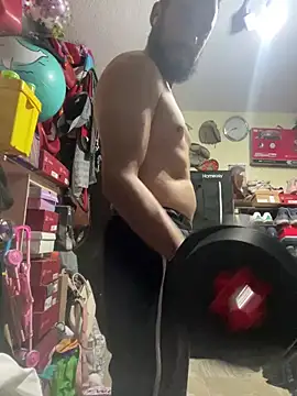 Snapshot of leonardohot1987 chatting on February 2025 06:07:01 AM leonardohot1987 online show from February 2025 06:07:01 AM