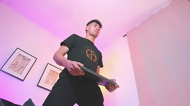 Snapshot of orlando_yate chatting on February 2025 12:05:01 AM orlando yate online show from February 2025 12:05:01 AM