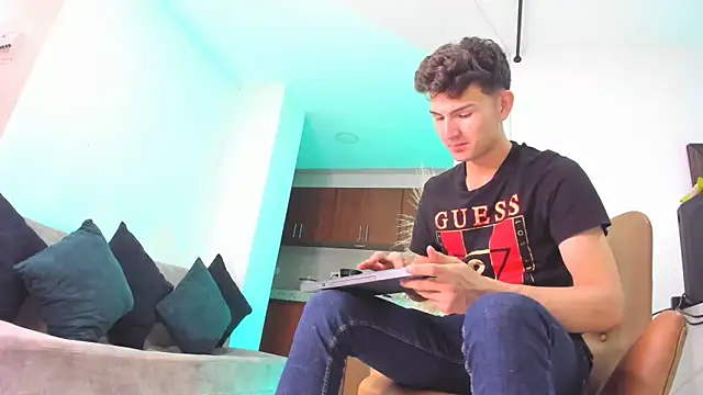 Snapshot of orlando_yate chatting on February 2025 04:49:01 AM orlando yate online show from February 2025 04:49:01 AM