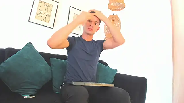 Snapshot of orlando_yate chatting on March 2025 04:14:02 PM orlando yate online show from March 2025 04:14:02 PM