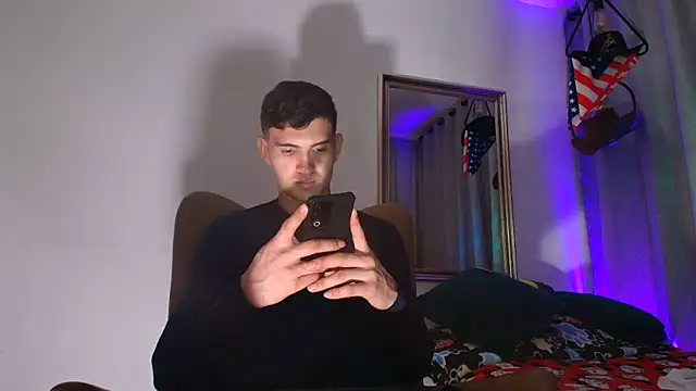 Snapshot of orlando_yate chatting on October 2025 10:29:02 PM orlando yate online show from October 2025 10:29:02 PM