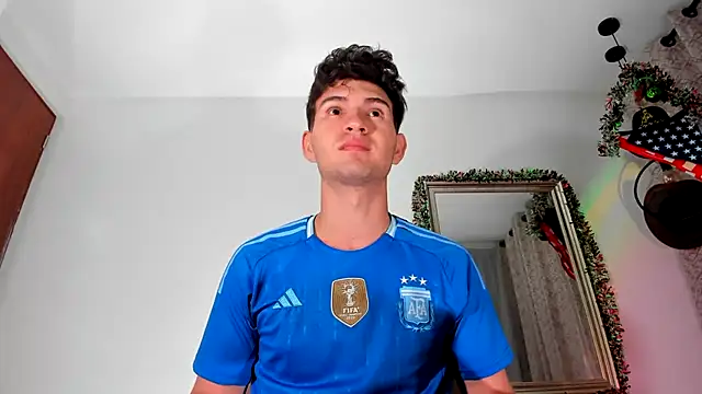 Snapshot of orlando_yate chatting on December 2025 05:57:01 AM orlando yate online show from December 2025 05:57:01 AM