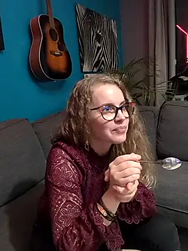 Miss luxiole online show from September 2025 08:52:02 PM