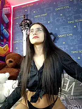 Snapshot of LittleX_Angel chatting on February 2025 09:58:01 AM LittleX Angel online show from February 2025 09:58:01 AM