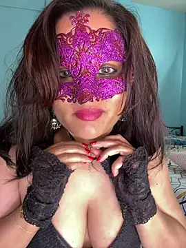 Snapshot of Ayeshaa__25 chatting on January 2025 04:35:01 PM Ayeshaa 25 online show from January 2025 04:35:01 PM