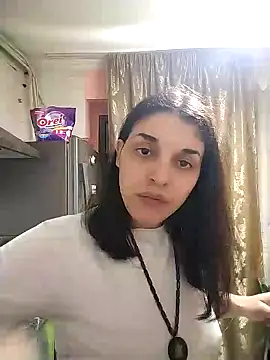 Snapshot of Rosanna_Rennie chatting on February 2025 04:44:01 PM Rosanna Rennie online show from February 2025 04:44:01 PM