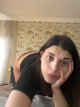 Rosanna Rennie online show from February 2025 09:45:02 AM