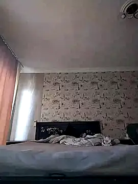 Rosanna Rennie online show from February 2025 09:00:02 AM