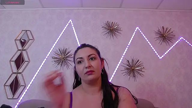 Snapshot of BustyEva_ chatting on February 2025 11:21:01 AM BustyEva online show from February 2025 11:21:01 AM