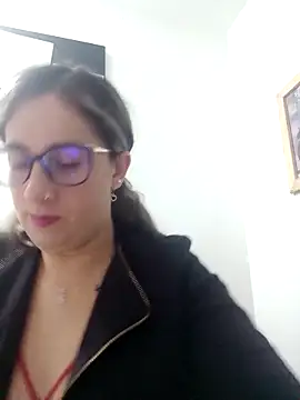 Snapshot of CHARLOTTE_1711 chatting on February 2025 01:21:02 AM CHARLOTTE 1711 online show from February 2025 01:21:02 AM