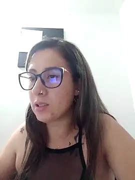 Snapshot of CHARLOTTE_1711 chatting on February 2025 02:42:01 AM CHARLOTTE 1711 online show from February 2025 02:42:01 AM