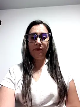 Snapshot of CHARLOTTE_1711 chatting on September 2025 03:55:02 AM CHARLOTTE 1711 online show from September 2025 03:55:02 AM