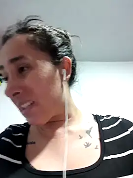 CHARLOTTE 1711 online show from November 2025 06:23:02 AM