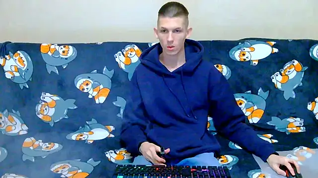 Lester Broo online show from October 2025 09:56:01 PM