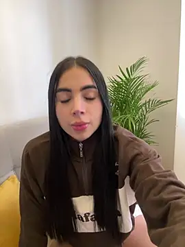 tamy xoo online show from January 2026 07:15:01 PM