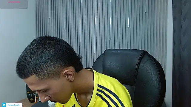 HarolddXL online show from April 2026 08:20:01 PM