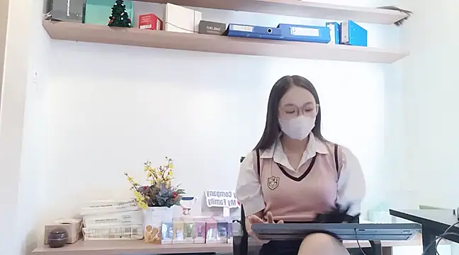 Lush-Office online show from February 2025 01:32:01 AM