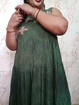 Snapshot of Haseena_Baby chatting on June 2026 05:23:01 AM Haseena Baby online show from June 2026 05:23:01 AM