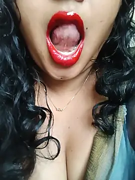Snapshot of Haseena_Baby chatting on June 2026 06:52:01 AM Haseena Baby online show from June 2026 06:52:01 AM