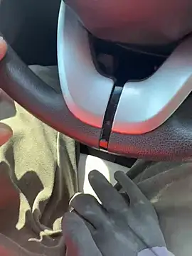 carlospingalinda online show from February 2025 07:03:01 PM