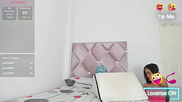 AnieRey online show from April 2026 12:53:02 PM