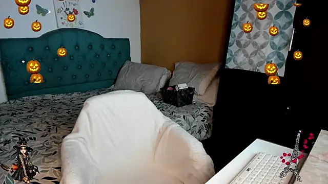 nataparis online show from October 2025 12:26:01 AM