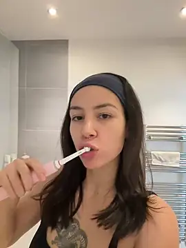 anaromeroxo online show from March 2025 01:20:02 PM