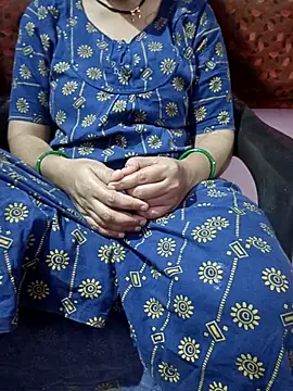 Snapshot of namitahot chatting on October 2025 02:27:02 PM namitahot online show from October 2025 02:27:02 PM