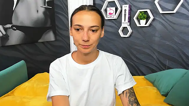 Snapshot of annabishop chatting on March 2025 03:12:01 AM annabishop online show from March 2025 03:12:01 AM