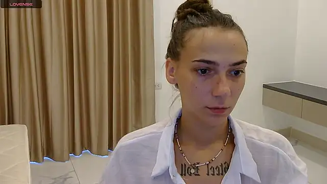 annabishop online show from October 2025 12:11:01 AM