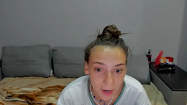 annabishop online show from November 2025 12:22:01 AM