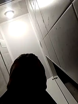 Snapshot of Fistyl@xh chatting on September 2025 09:18:01 PM Fistylxh online show from September 2025 09:18:01 PM