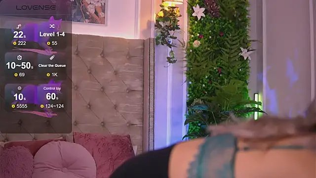 SarahPeach8 online show from February 2025 05:14:02 AM