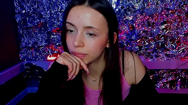 Snapshot of Sahara_Shields chatting on January 2025 04:32:02 PM Sahara Shields online show from January 2025 04:32:02 PM