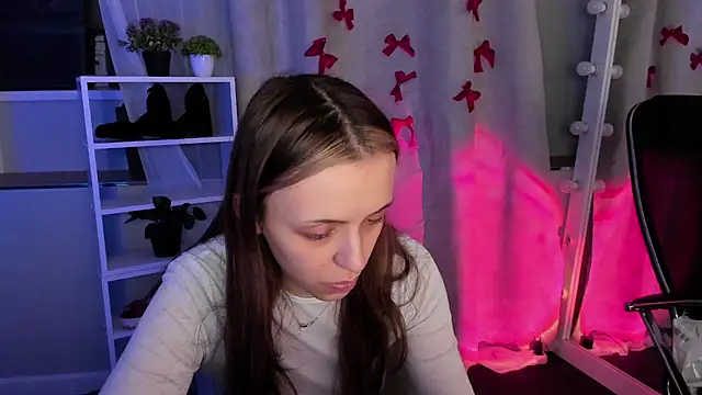 Snapshot of Sahara_Shields chatting on March 2025 01:34:01 PM Sahara Shields online show from March 2025 01:34:01 PM