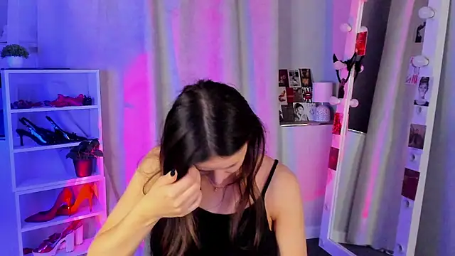 Snapshot of Sahara_Shields chatting on September 2025 10:53:02 AM Sahara Shields online show from September 2025 10:53:02 AM